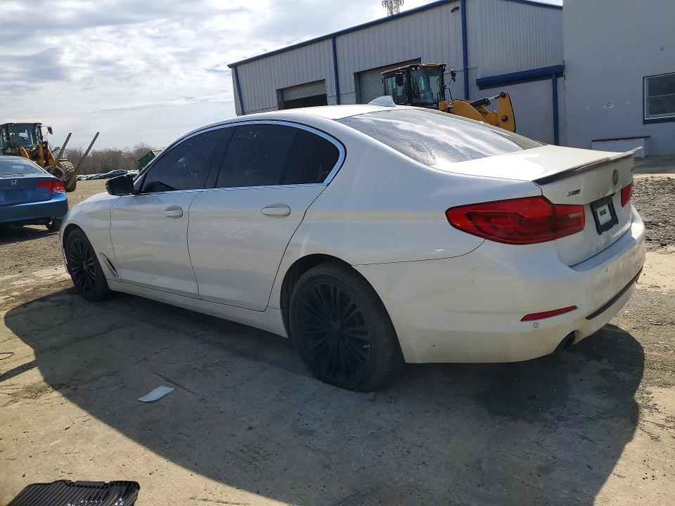48228146 :رقم المزاد ، WBAJA7C50KWW17526 vin ، 2019 Bmw 530 مزاد بيع