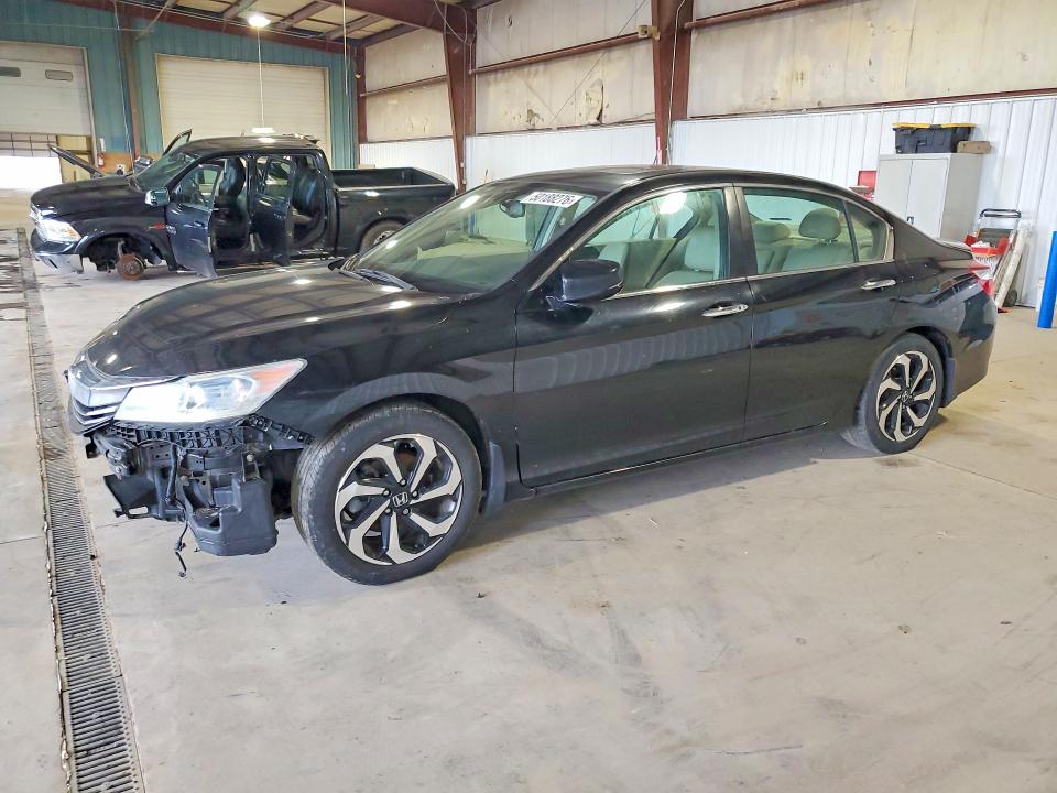 2016 Honda Accord მანქანა იყიდება აუქციონზე, vin: 1HGCR2F86GA010212, აუქციონის ნომერი: 50188276