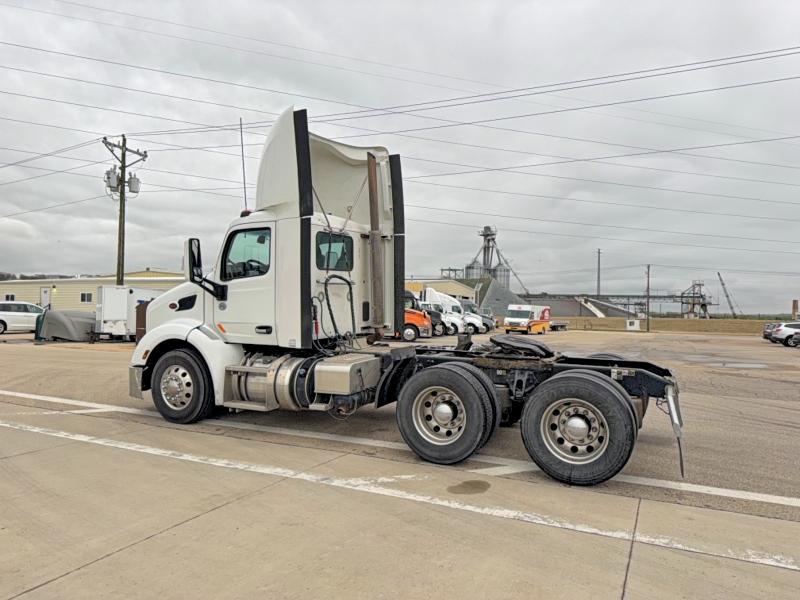 51414106 :رقم المزاد ، 1XPBAK9X5KD632553 vin ، 2019 Peterbilt 579 مزاد بيع