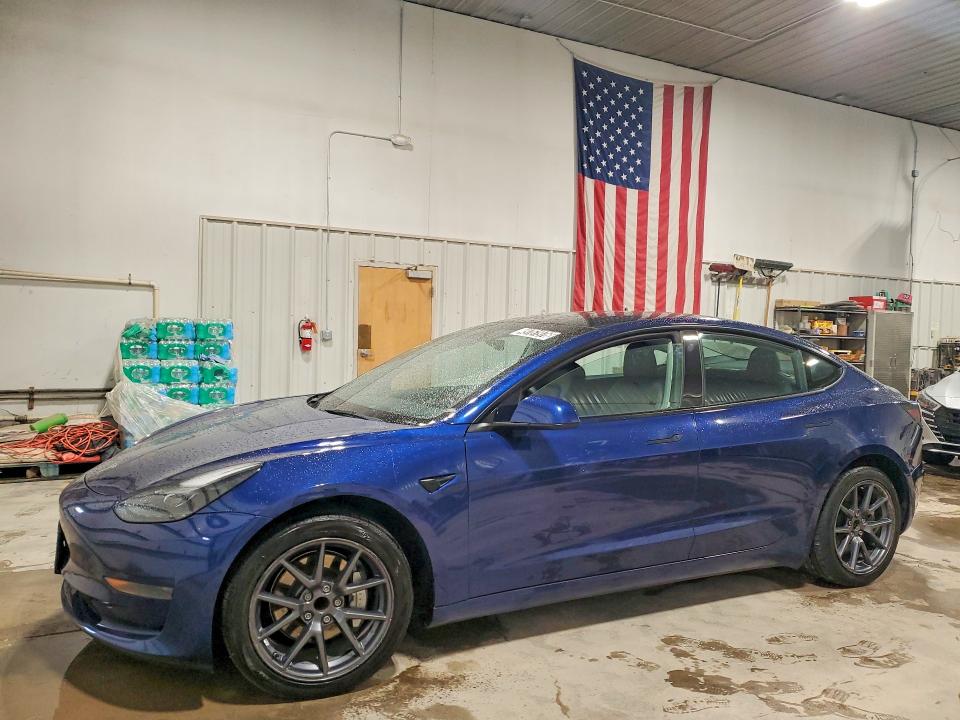Продажа на аукционе авто 2022 Tesla Model 3, vin: 5YJ3E1EA6NF370075, номер лота: 49761976