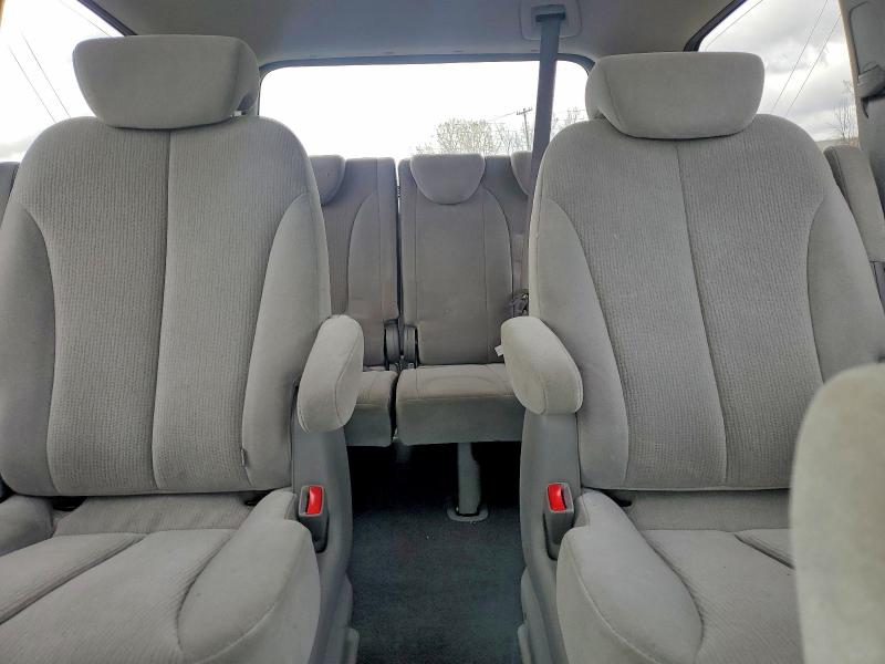 2008 Kia Sedona მანქანა იყიდება აუქციონზე, vin: KNDMB233286220696, აუქციონის ნომერი: 51559996