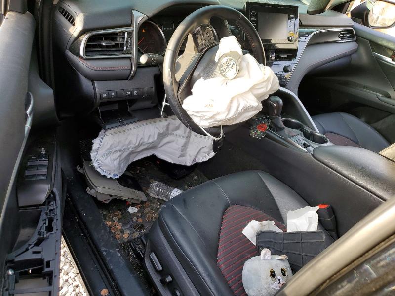 48284086 :رقم المزاد ، 4T1KZ1AK5MU054182 vin ، 2021 Toyota Camry مزاد بيع