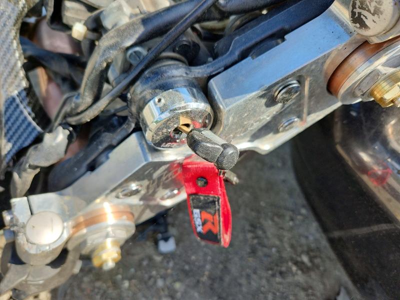 2005 Suzuki Gsx1300 მანქანა იყიდება აუქციონზე, vin: JS1GW71AX52107043, აუქციონის ნომერი: 51757306
