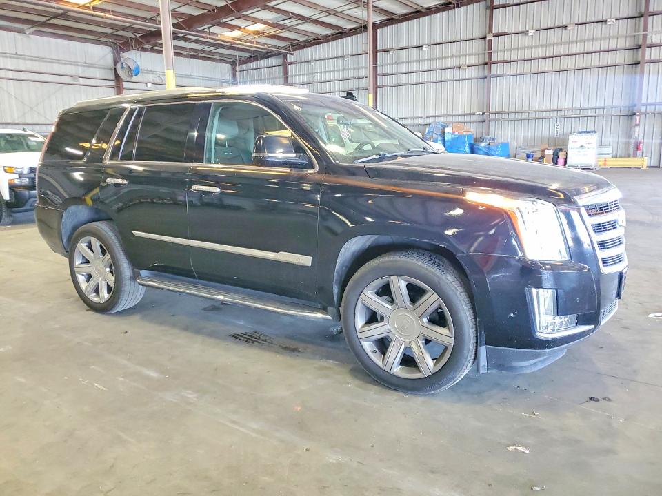 50545676 :رقم المزاد ، 1GYS4BKJ7JR395770 vin ، 2018 Cadillac Escalade مزاد بيع