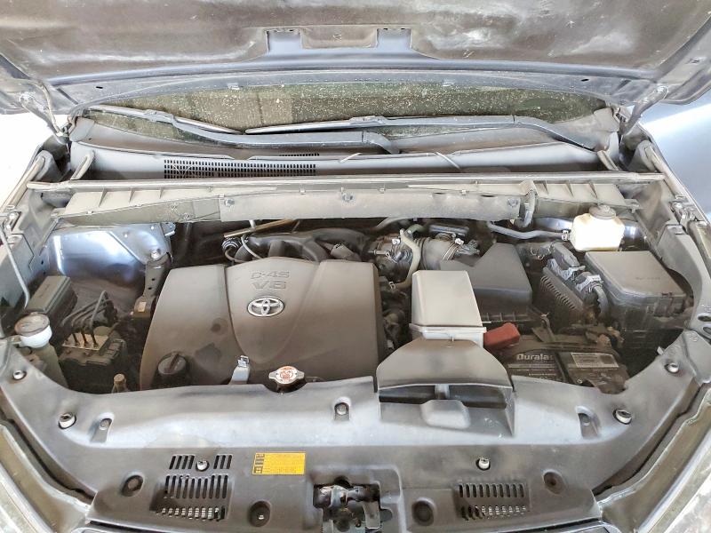 2018 Toyota Highlander მანქანა იყიდება აუქციონზე, vin: 5TDYZRFH3JS275466, აუქციონის ნომერი: 51490236