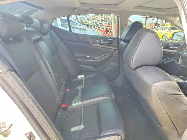 50825046 :رقم المزاد ، 1N4AA6APXHC362367 vin ، 2017 Nissan Maxima مزاد بيع
