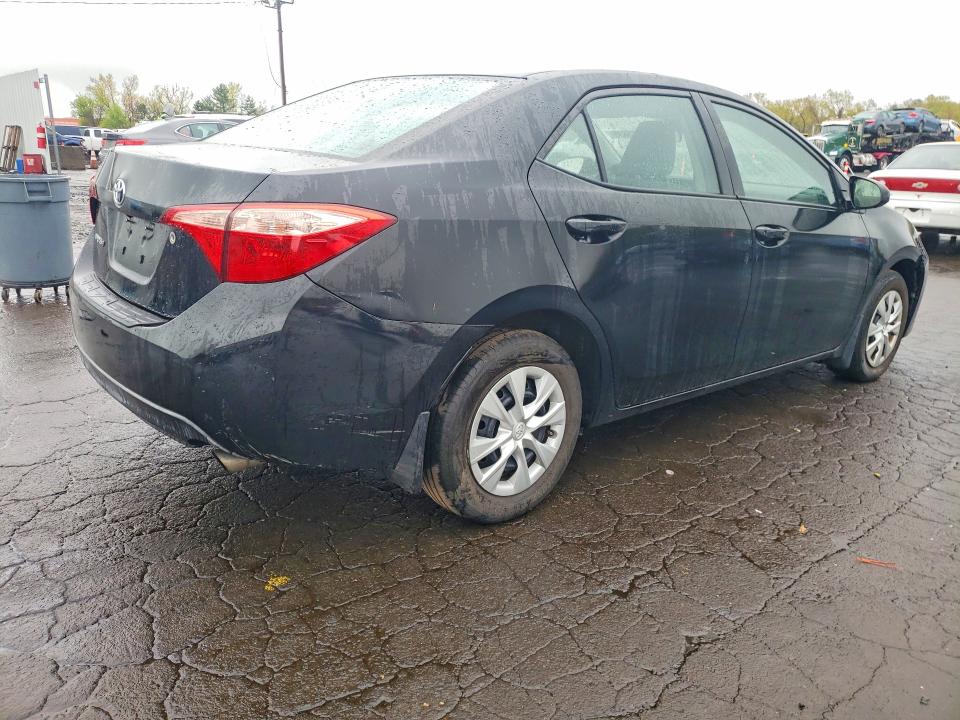 2017 Toyota Corolla მანქანა იყიდება აუქციონზე, vin: 2T1BURHE5HC791810, აუქციონის ნომერი: 51675836