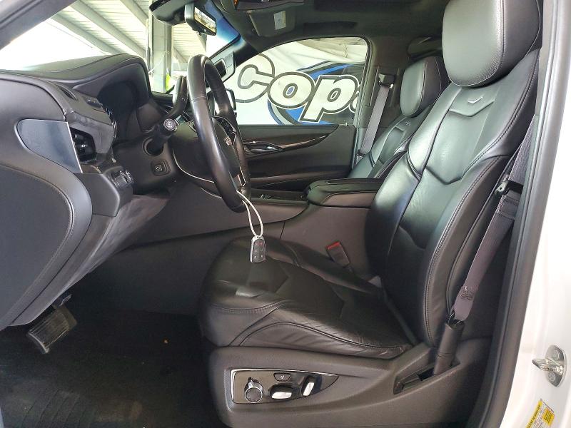 48864396 :رقم المزاد ، 1GYS4KKJ6HR136925 vin ، 2017 Cadillac Escalade مزاد بيع