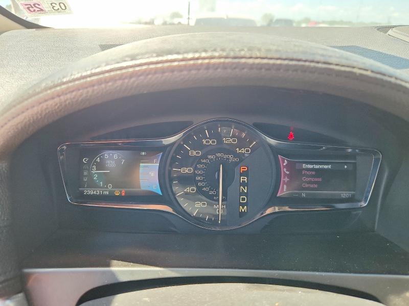 49714826 :رقم المزاد ، 2LMDJ6JK3BBJ03559 vin ، 2011 Lincoln Mkx مزاد بيع