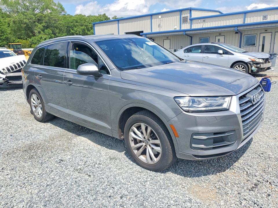 Продажа на аукционе авто 2017 Audi Q7, vin: WA1AHAF7XHD037241, номер лота: 51966066