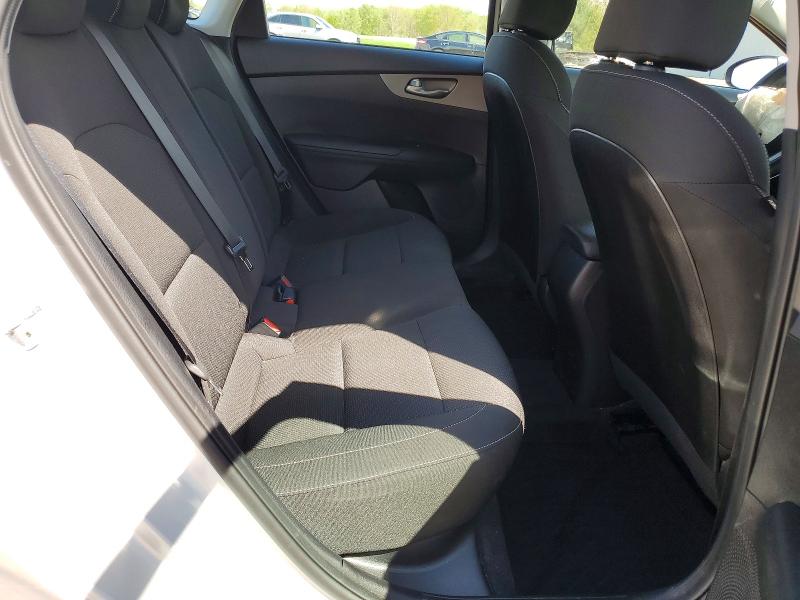 2021 Kia Forte მანქანა იყიდება აუქციონზე, vin: 3KPF24AD8ME391120, აუქციონის ნომერი: 51625956