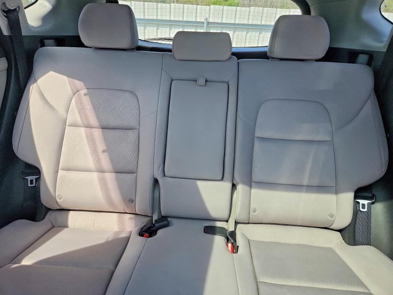 49532496 :رقم المزاد ، KM8J3CA27JU755665 vin ، 2018 Hyundai Tucson مزاد بيع