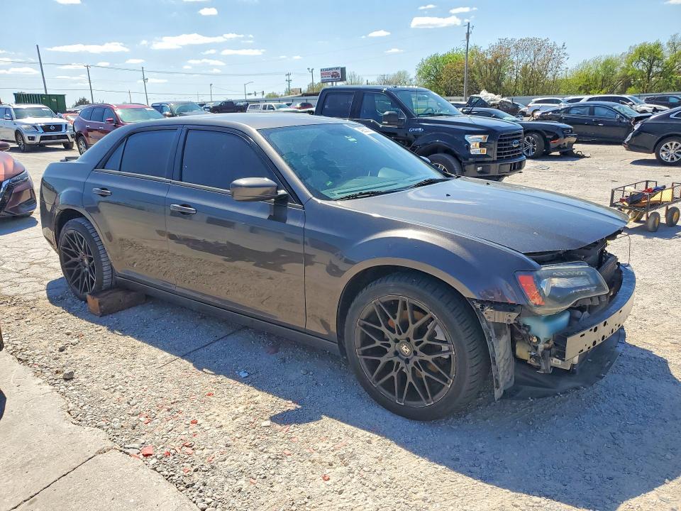 2014 Chrysler 300 მანქანა იყიდება აუქციონზე, vin: 2C3CCAGG4EH283717, აუქციონის ნომერი: 49239386