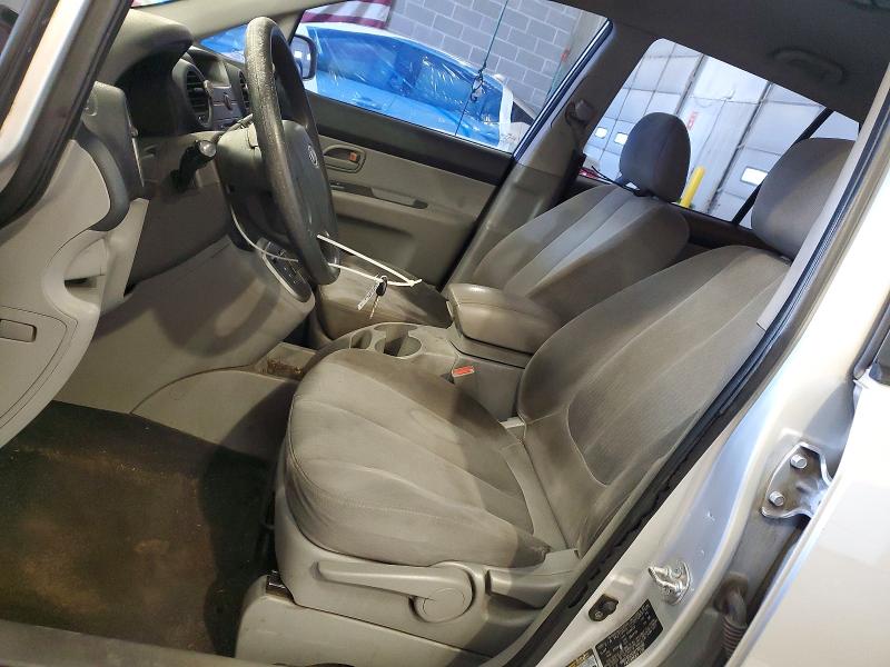 48672876 :رقم المزاد ، KNAFG526187160182 vin ، 2008 Kia Rondo مزاد بيع
