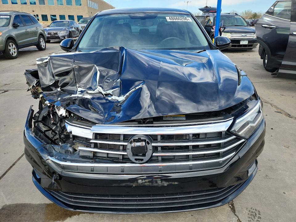 48660206 :رقم المزاد ، 3VWC57BU9MM065808 vin ، 2021 Volkswagen Jetta مزاد بيع