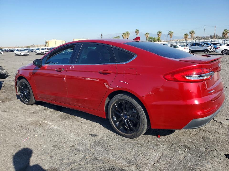 51182866 :رقم المزاد ، 3FA6P0HDXLR132867 vin ، 2020 Ford Fusion مزاد بيع