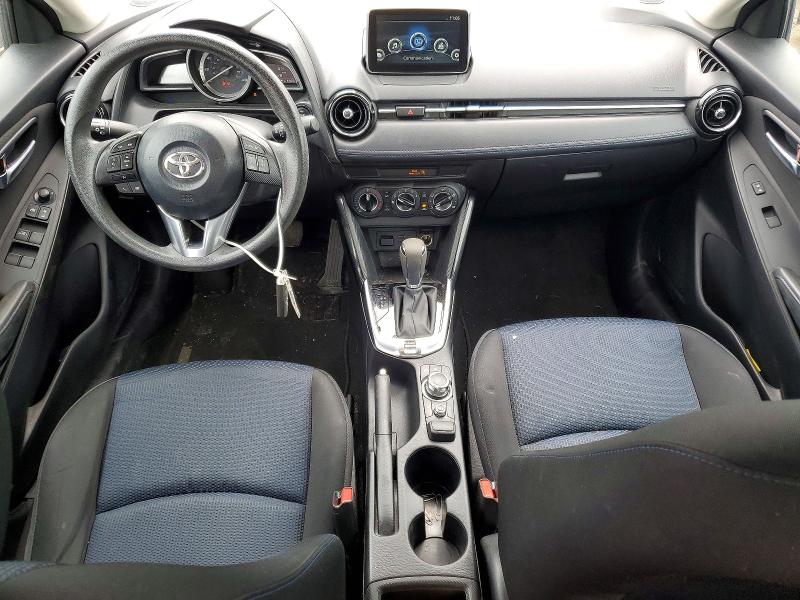 50977266 :رقم المزاد ، 3MYDLBYV2HY187992 vin ، 2017 Toyota Yaris Ia مزاد بيع