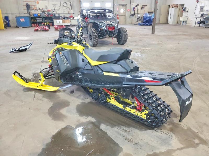 2022 Ski-doo Renegade Xrs მანქანა იყიდება აუქციონზე, vin: 2BPSDBNF6NV000028, აუქციონის ნომერი: 46187826