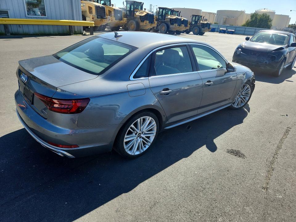 51704756 :رقم المزاد ، WAUENAF48KA002368 vin ، 2019 Audi A4 مزاد بيع
