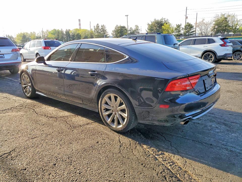 49475616 :رقم المزاد ، WAU2GAFC4DN063085 vin ، 2013 Audi A7 مزاد بيع