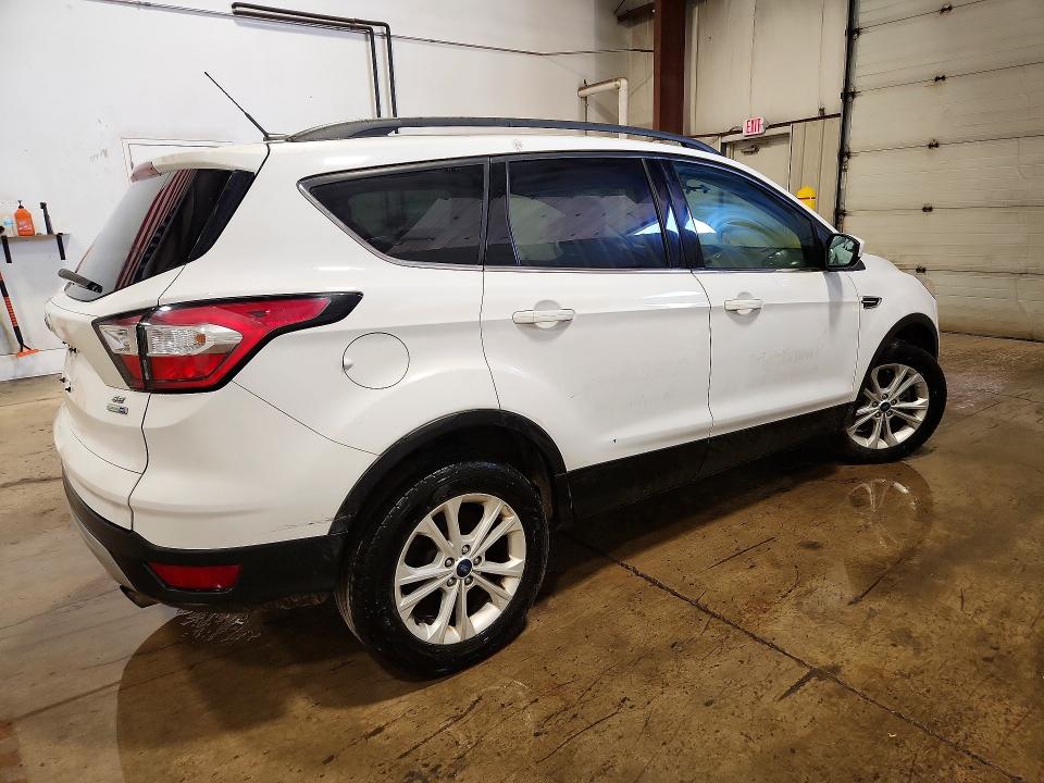Продажа на аукционе авто 2018 Ford Escape, vin: 1FMCU9GD1JUC37620, номер лота: 50274266