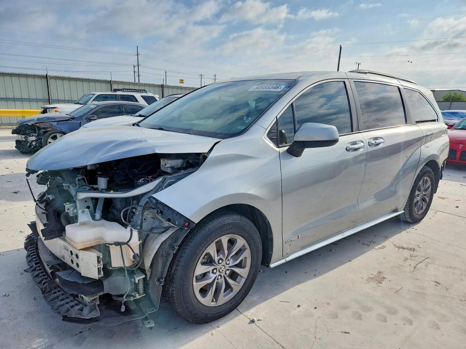 Aukcja sprzedaży 2021 Toyota Sienna, vin: 5TDJRKEC3MS033943, numer aukcji: 50958346