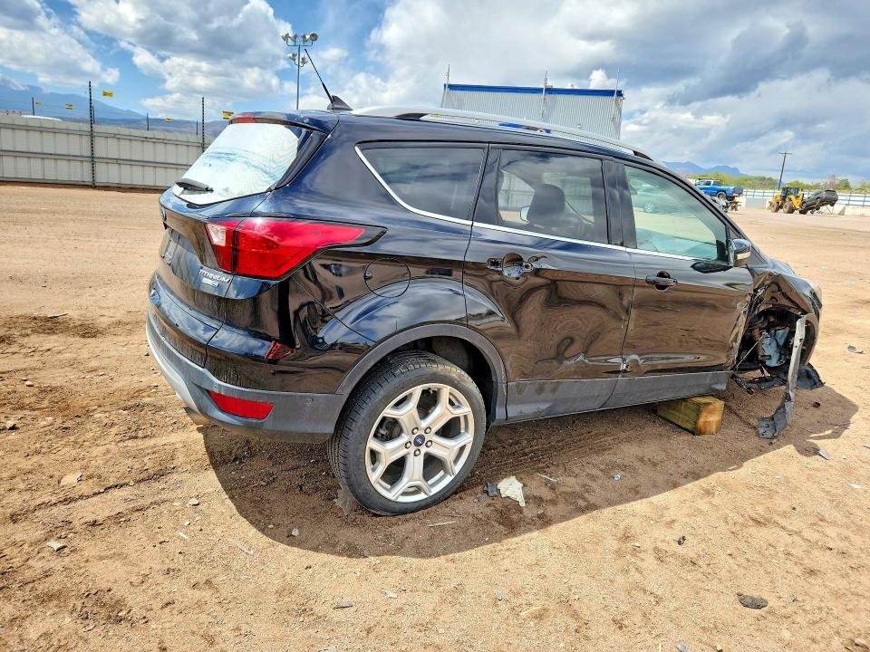 Продаж на аукціоні авто 2019 Ford Escape, vin: 1FMCU9J94KUA77254, номер лоту: 51643686