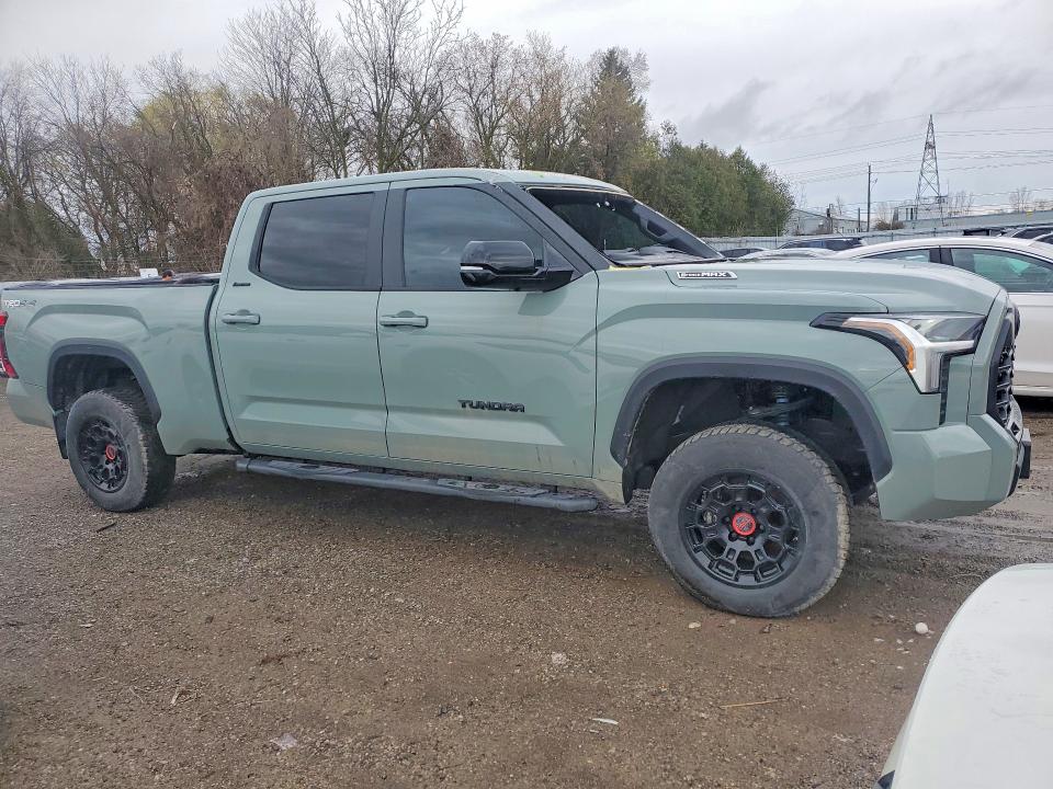 2025 Toyota Tundra Limited Acces მანქანა იყიდება აუქციონზე, vin: 5TFWC5EC4SX008341, აუქციონის ნომერი: 49380556