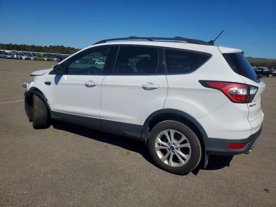 2018 Ford Escape მანქანა იყიდება აუქციონზე, vin: 1FMCU0HD5JUA59771, აუქციონის ნომერი: 48675056