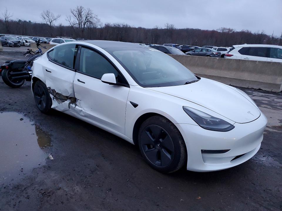 Продаж на аукціоні авто 2021 Tesla Model 3, vin: 5YJ3E1EB1MF983471, номер лоту: 47343626