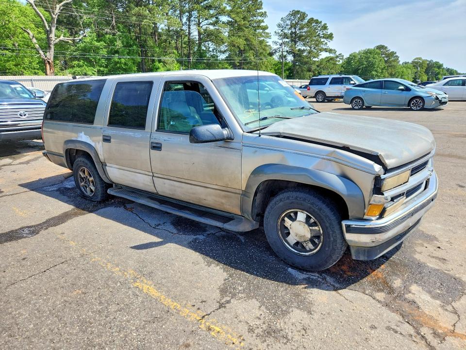 Aukcja sprzedaży 1999 Chevrolet Suburban, vin: 1GNEC16R3XJ503770, numer aukcji: 50277326