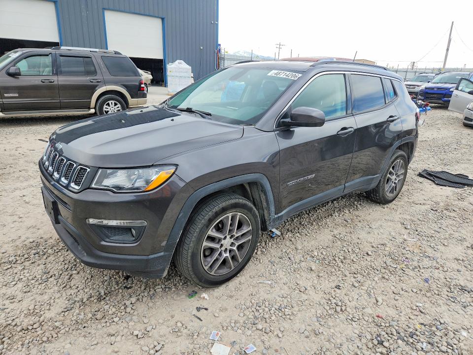 Auction sale of the 2017 Jeep Compass, vin: 3C4NJDBB5HT672093, lot number: 48714206