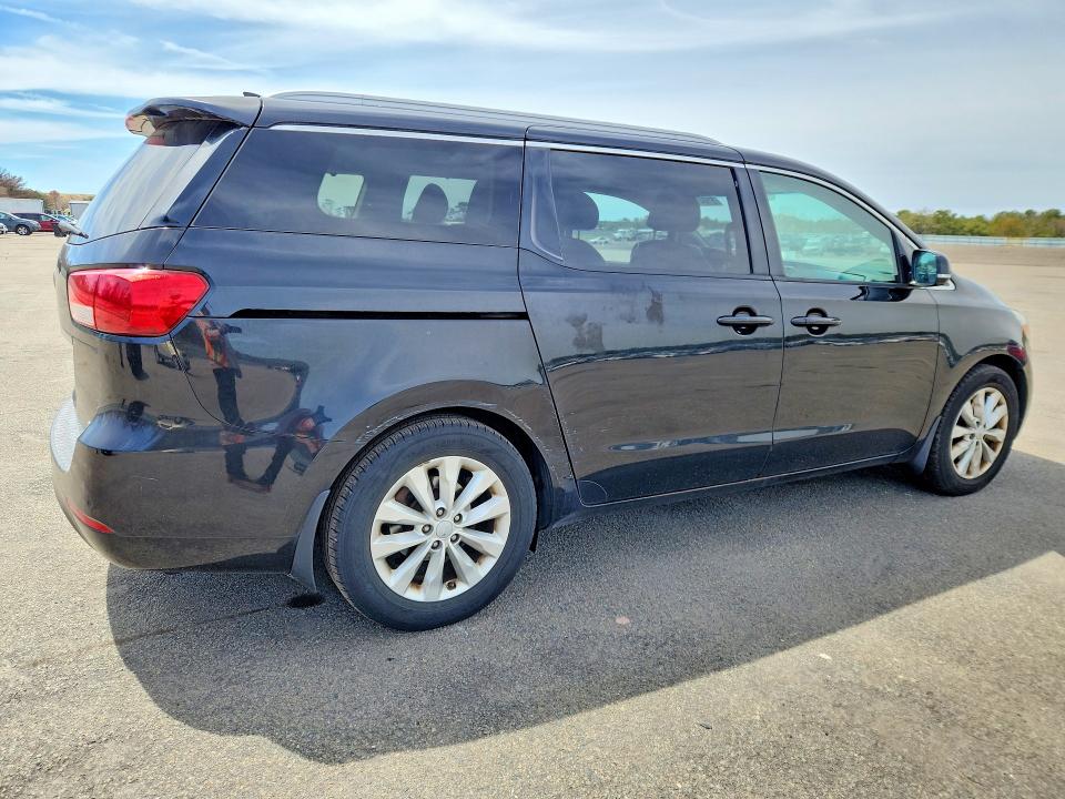 Продажа на аукционе авто 2015 Kia Sedona, vin: KNDMC5C15F6055172, номер лота: 51647886