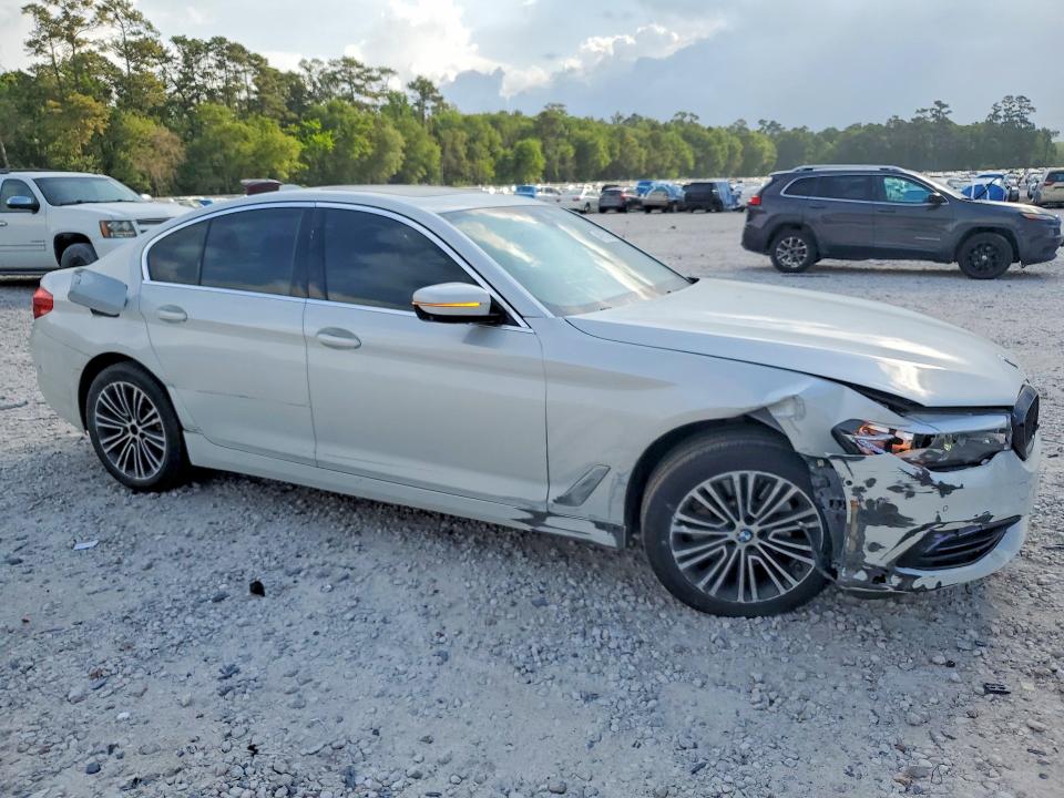 48165326 :رقم المزاد ، WBAJR3C00LCE54694 vin ، 2020 Bmw 530 مزاد بيع