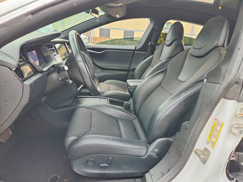 49022726 :رقم المزاد ، 5YJSA1E29JF268778 vin ، 2018 Tesla Model S مزاد بيع