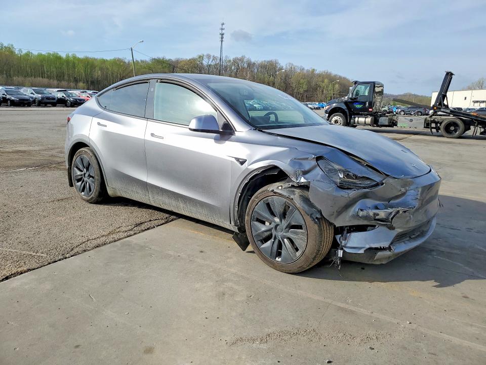 48396116 :رقم المزاد ، 7SAYGAEE5RF171062 vin ، 2024 Tesla Model Y مزاد بيع