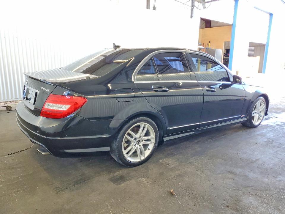 Продажа на аукционе авто 2014 Mercedes-benz C, vin: WDDGF8AB0EG223235, номер лота: 48917906
