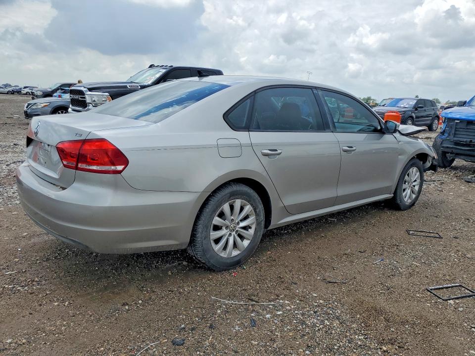 50661606 :رقم المزاد ، 1VWAT7A33EC072908 vin ، 2014 Volkswagen Passat مزاد بيع