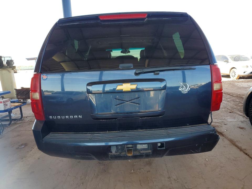 2013 Chevrolet Suburban მანქანა იყიდება აუქციონზე, vin: 1GNSCHE02DR212835, აუქციონის ნომერი: 50831046