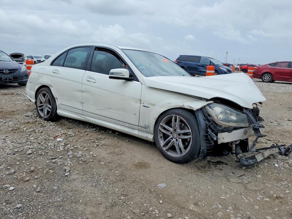2012 Mercedes-benz C მანქანა იყიდება აუქციონზე, vin: WDDGF4HB5CA626545, აუქციონის ნომერი: 48691656