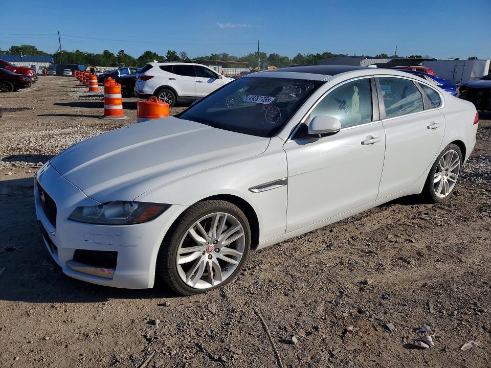 2016 Jaguar Xf მანქანა იყიდება აუქციონზე, vin: SAJBE4BV5GCY03777, აუქციონის ნომერი: 49201766