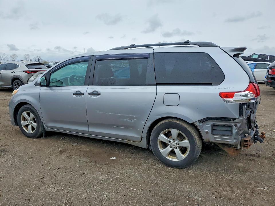 Продаж на аукціоні авто 2011 Toyota Sienna, vin: 5TDZK3DC4BS028598, номер лоту: 50274736