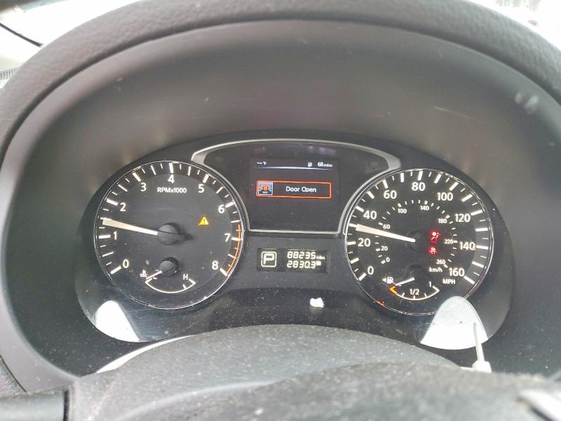 Продажа на аукционе авто 2015 Nissan Altima, vin: 1N4AL3AP0FC167674, номер лота: 51611956