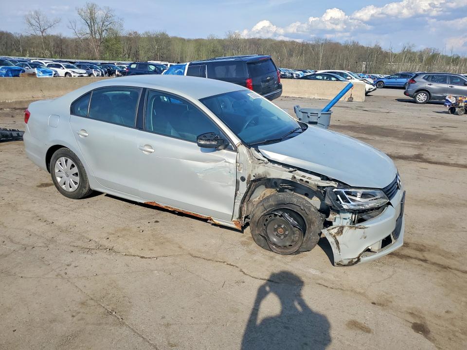 2011 Volkswagen Jetta მანქანა იყიდება აუქციონზე, vin: 3VWDZ7AJXBM051820, აუქციონის ნომერი: 50326036