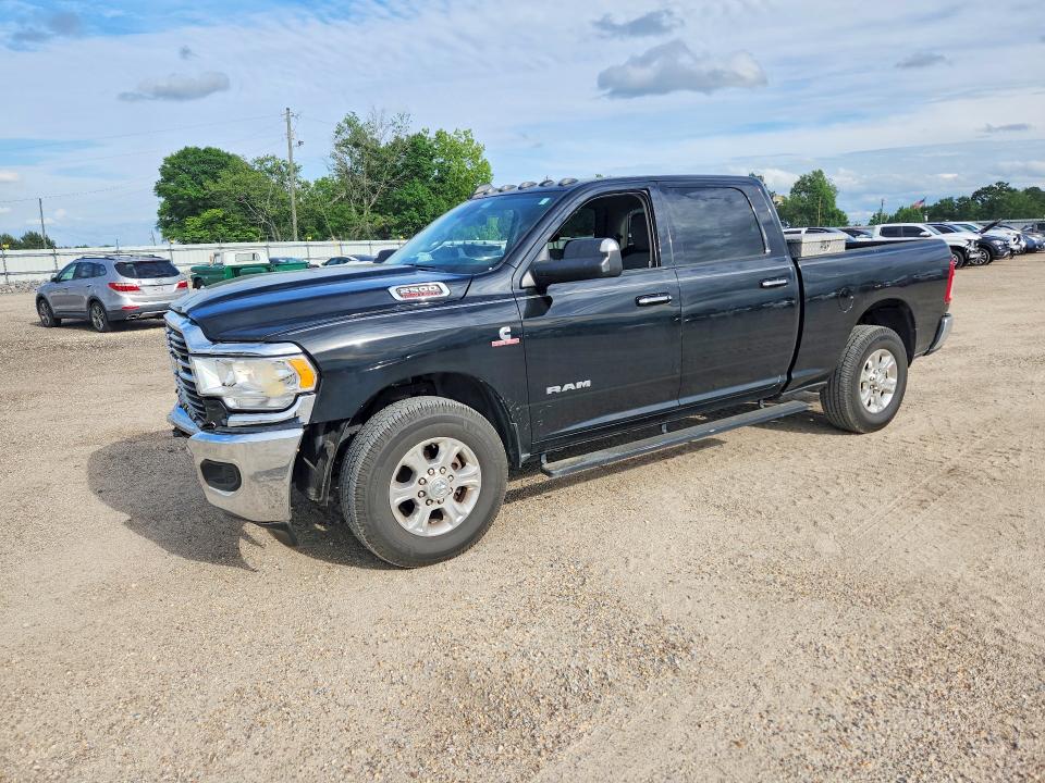 51786946 :رقم المزاد ، 3C6UR4DLXKG631816 vin ، 2019 Ram 2500 مزاد بيع