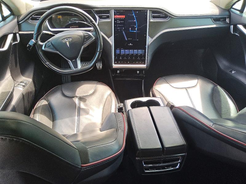 2013 Tesla Model S მანქანა იყიდება აუქციონზე, vin: 5YJSA1DP4DFP06673, აუქციონის ნომერი: 46010926