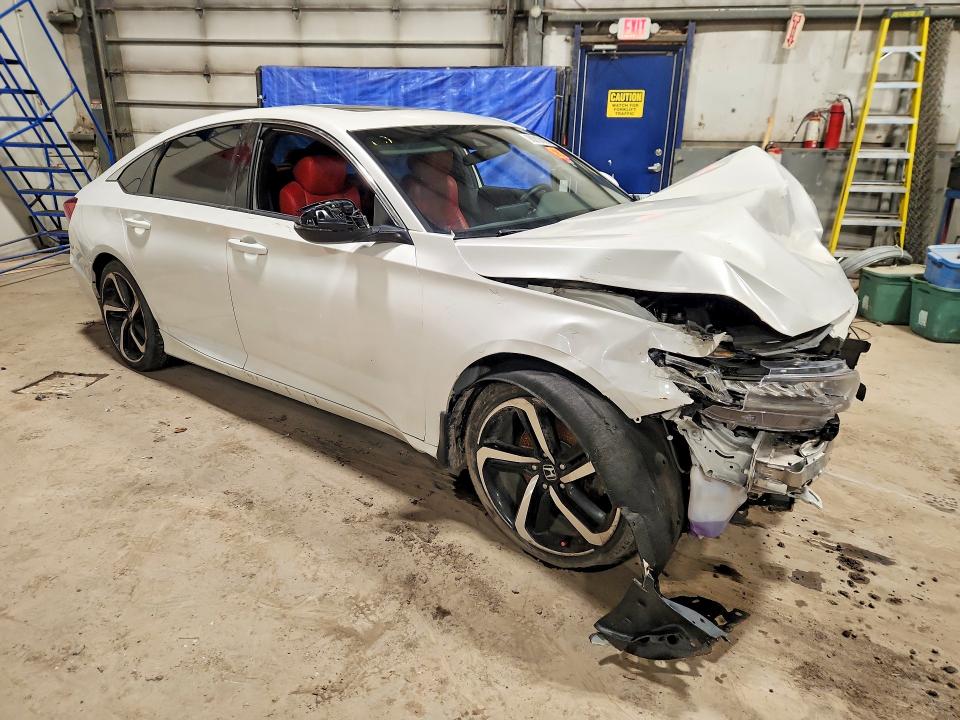 98212115 :رقم المزاد ، 1HGCV1F31LA801364 vin ، 2020 Honda Accord مزاد بيع