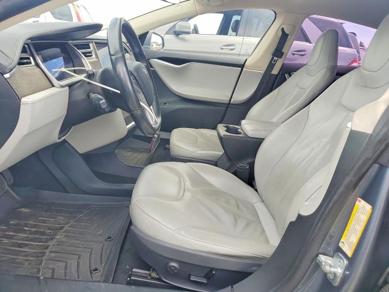 2013 Tesla Model S მანქანა იყიდება აუქციონზე, vin: 5YJSA1CN3DFP28230, აუქციონის ნომერი: 49605876