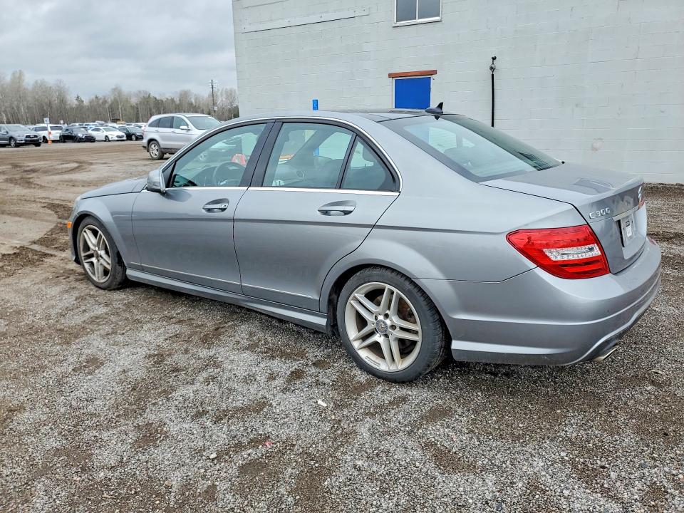 51302156 :رقم المزاد ، WDDGF8BB4CA630375 vin ، 2012 Mercedes-benz C مزاد بيع