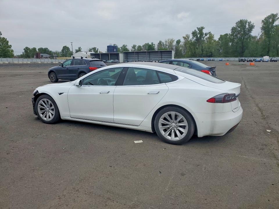 Aukcja sprzedaży 2017 Tesla Model S, vin: 5YJSA1E20HF215266, numer aukcji: 51154736
